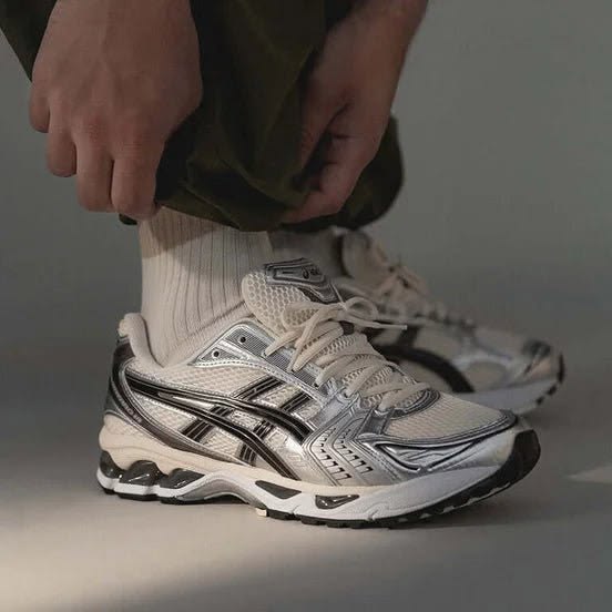 ASICS