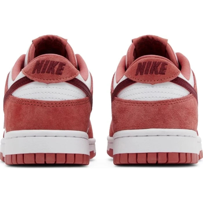 Nike Dunk Low Valentines Day (2024)